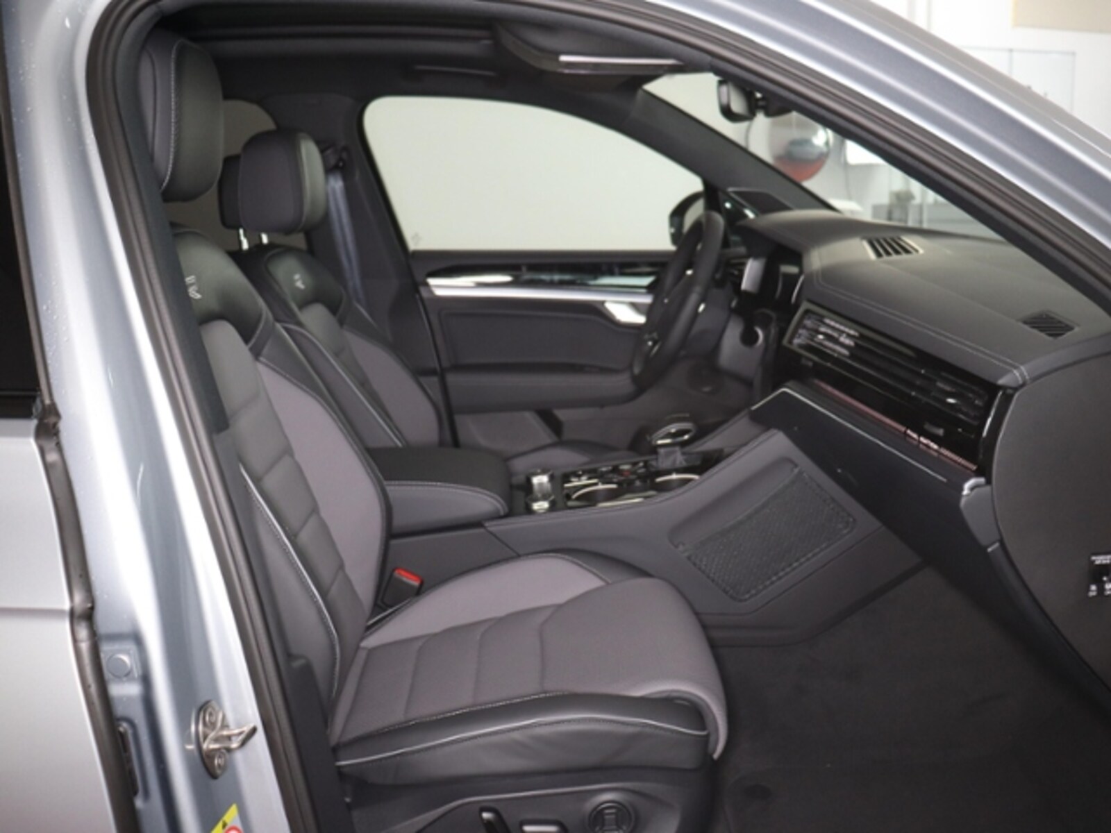 Volkswagen Touareg – Bild 11