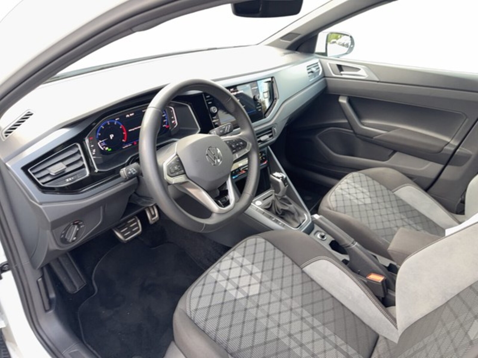 Volkswagen Polo – Bild 8