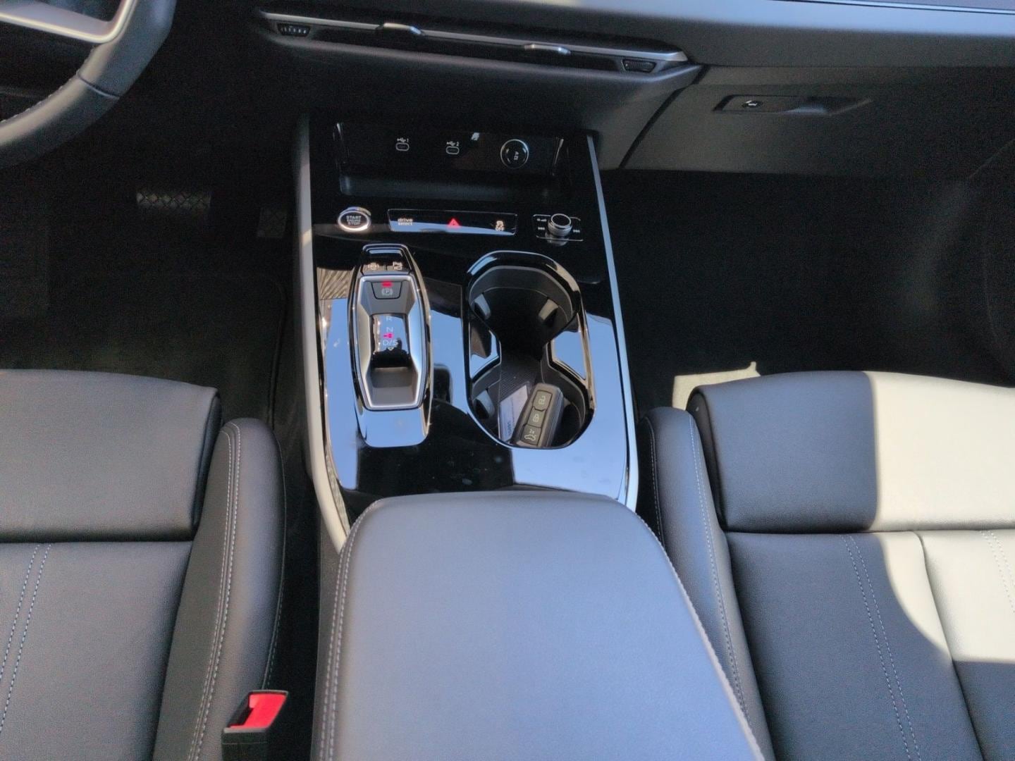 Bild über Audi A5 Avant TDI 150 kW S tronic - für weitere Informationen kontaktieren Sie den Audi Partner