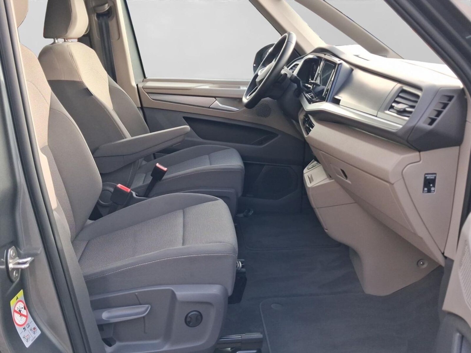 Volkswagen Multivan Langversion – Bild 15