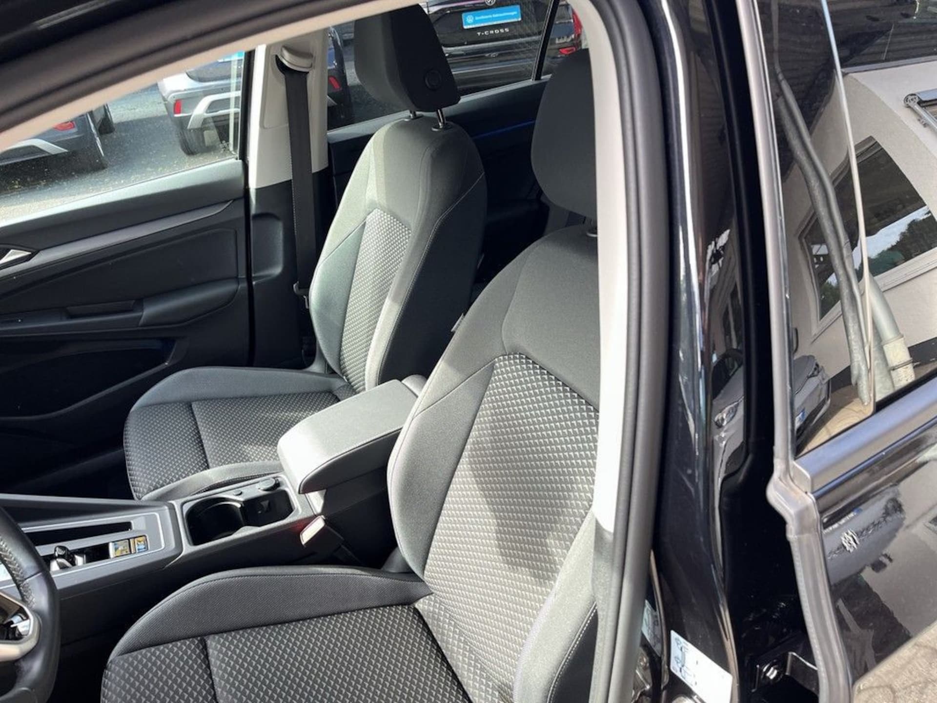Volkswagen Golf Active
