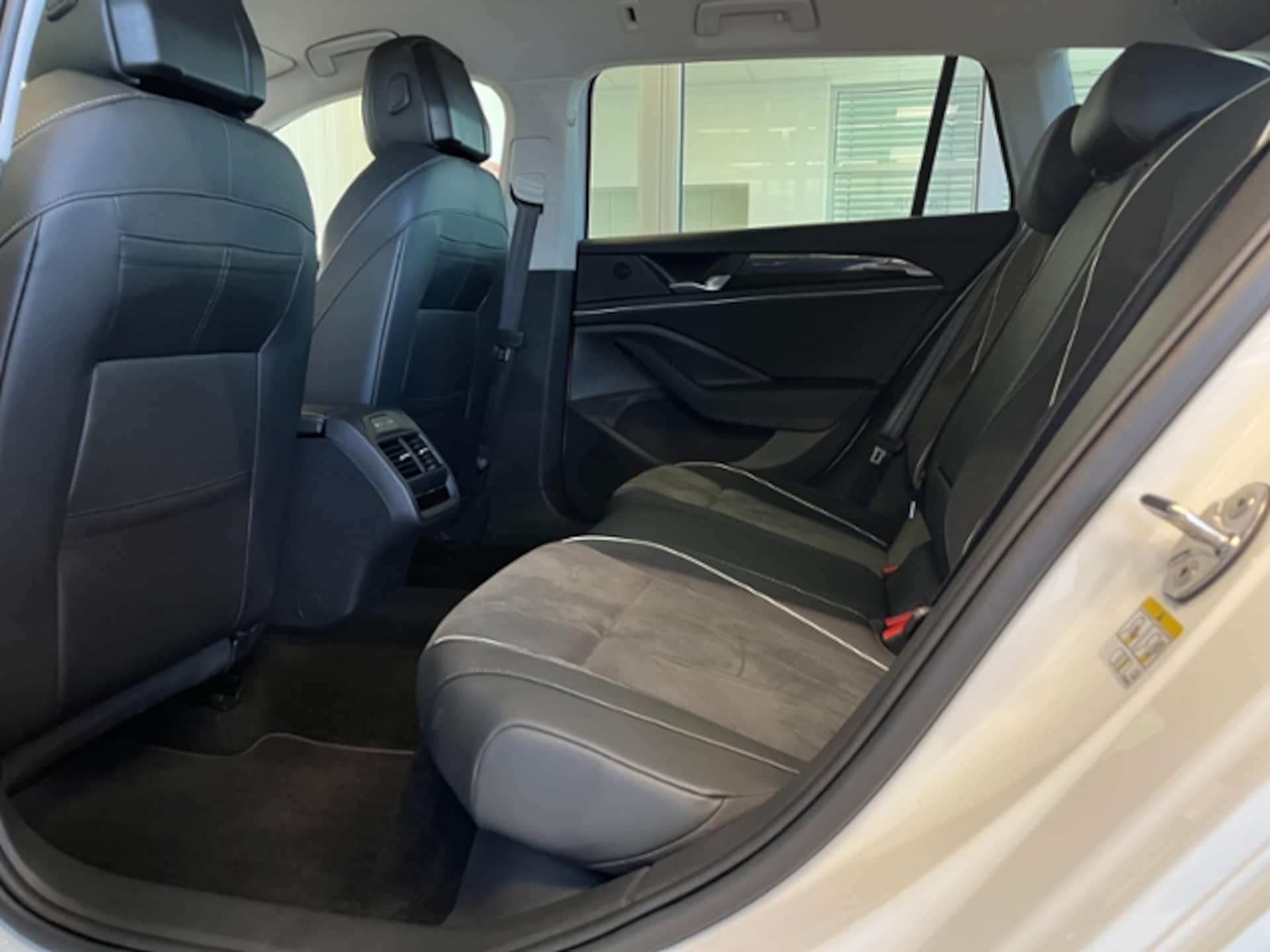 Volkswagen Passat Business