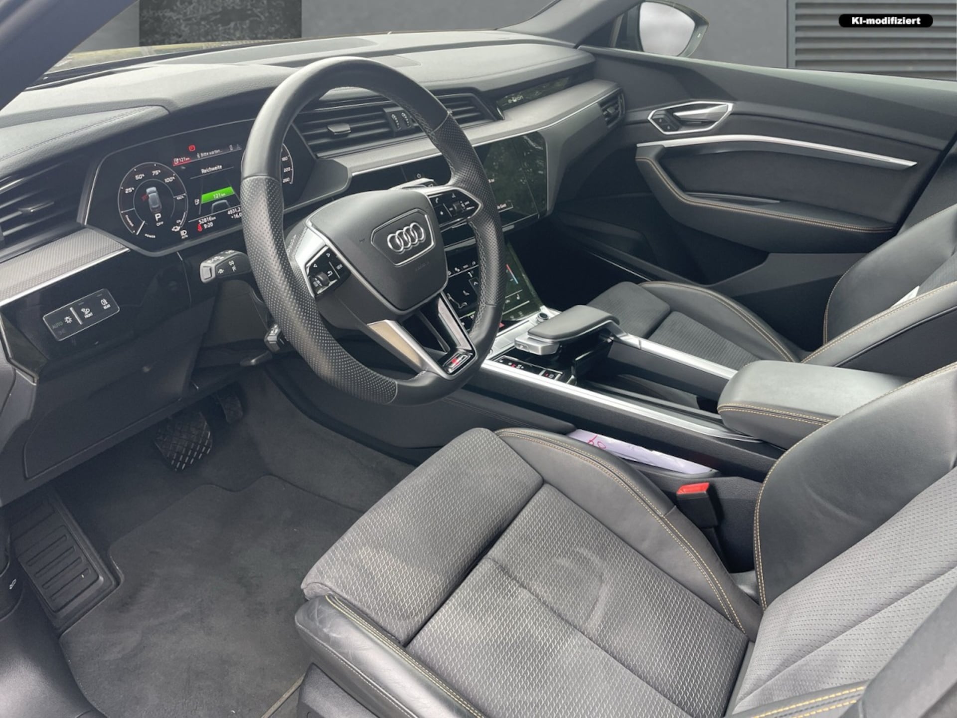 Audi e-tron S line