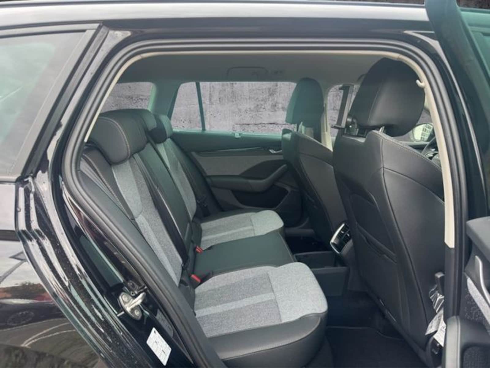 Škoda Octavia Combi – Bild 11