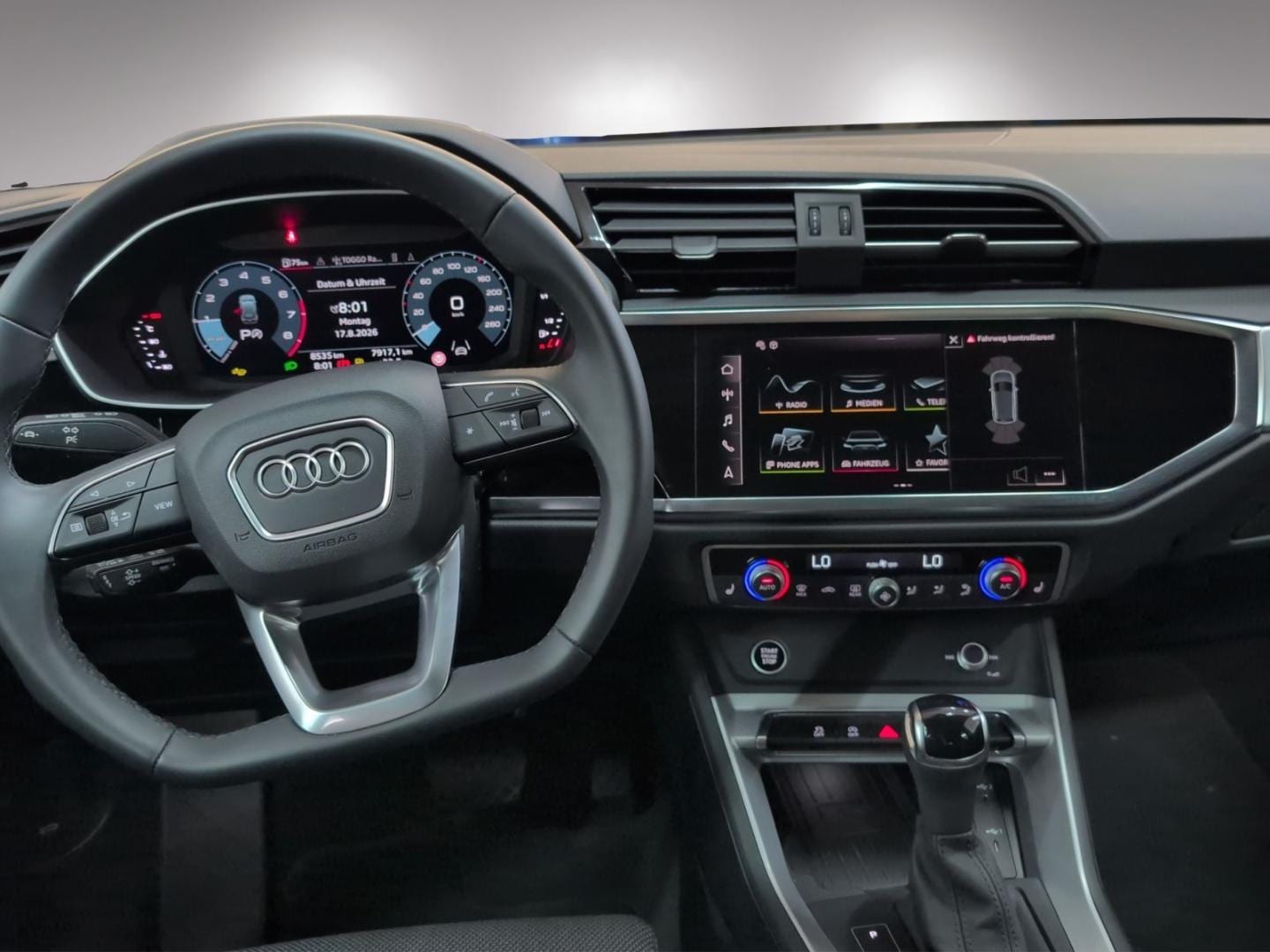 Bild über Audi Q3 TFSI 110 kW S tronic - für weitere Informationen kontaktieren Sie den Audi Partner