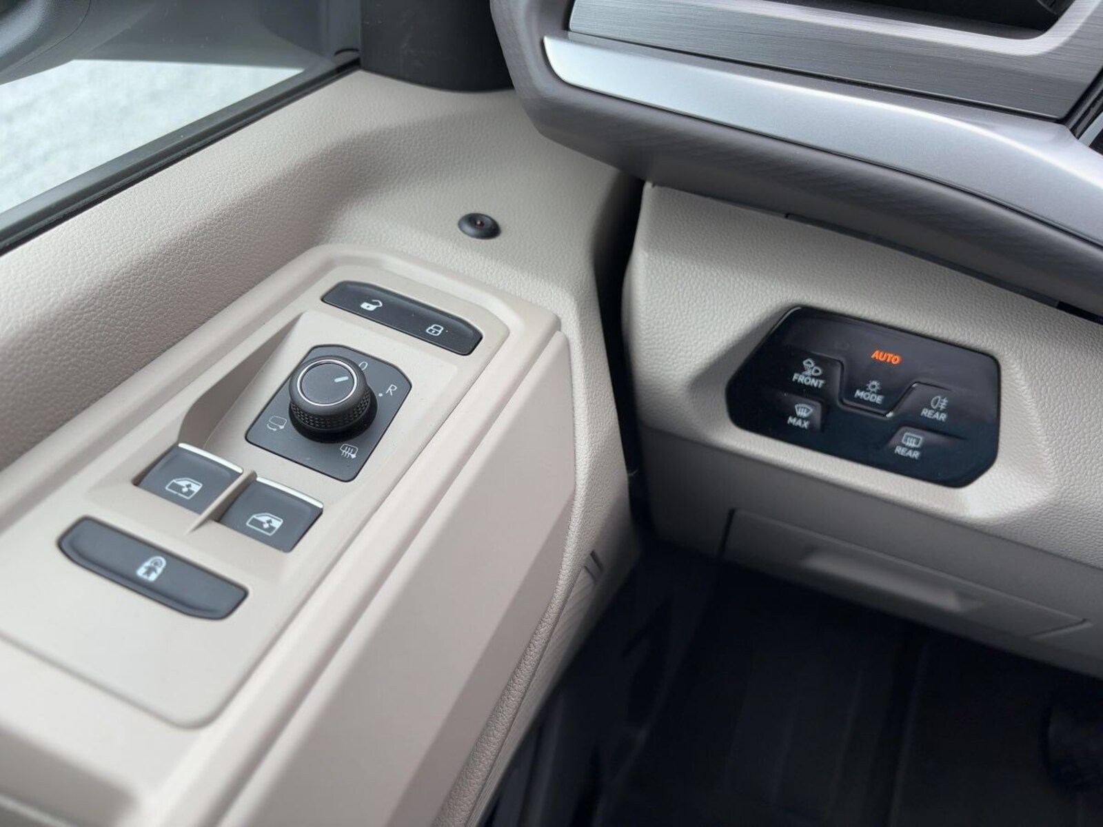 Volkswagen Multivan Langversion – Bild 20