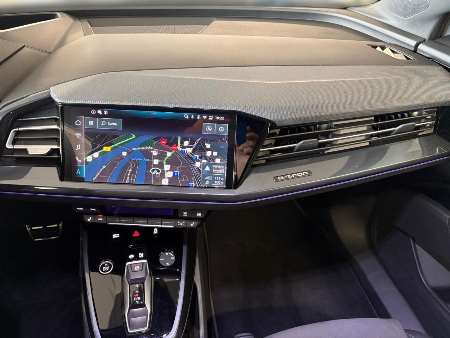 Bild über Audi Q4 e-tron 45 e-tron - für weitere Informationen kontaktieren Sie den Audi Partner