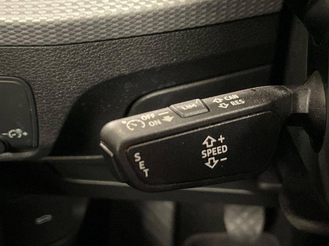 Image about Audi Q2 Business Line 30 TFSI 81 kW (110 ch) 6 vitesses