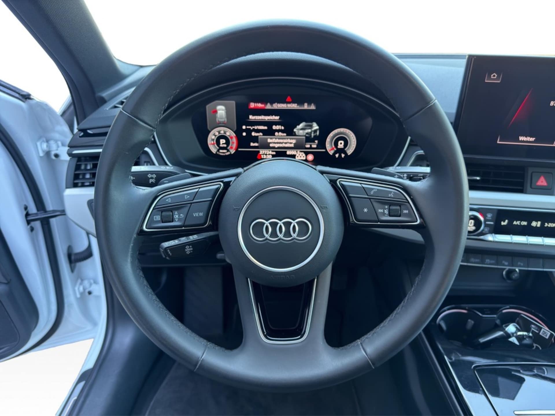 Audi A4 Avant S line