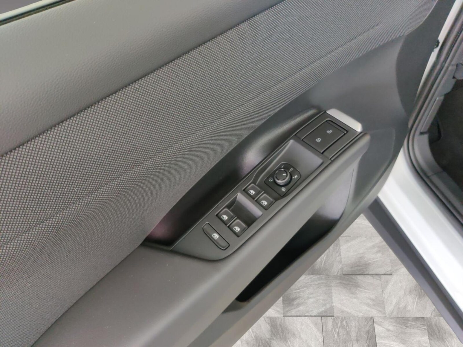 Volkswagen T-Roc – Bild 10