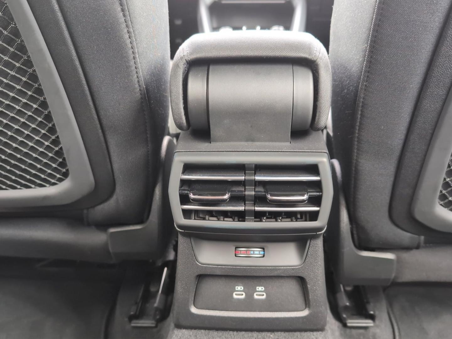 Bild über Audi A3 Limousine TFSI 110 kW S tronic - für weitere Informationen kontaktieren Sie den Audi Partner