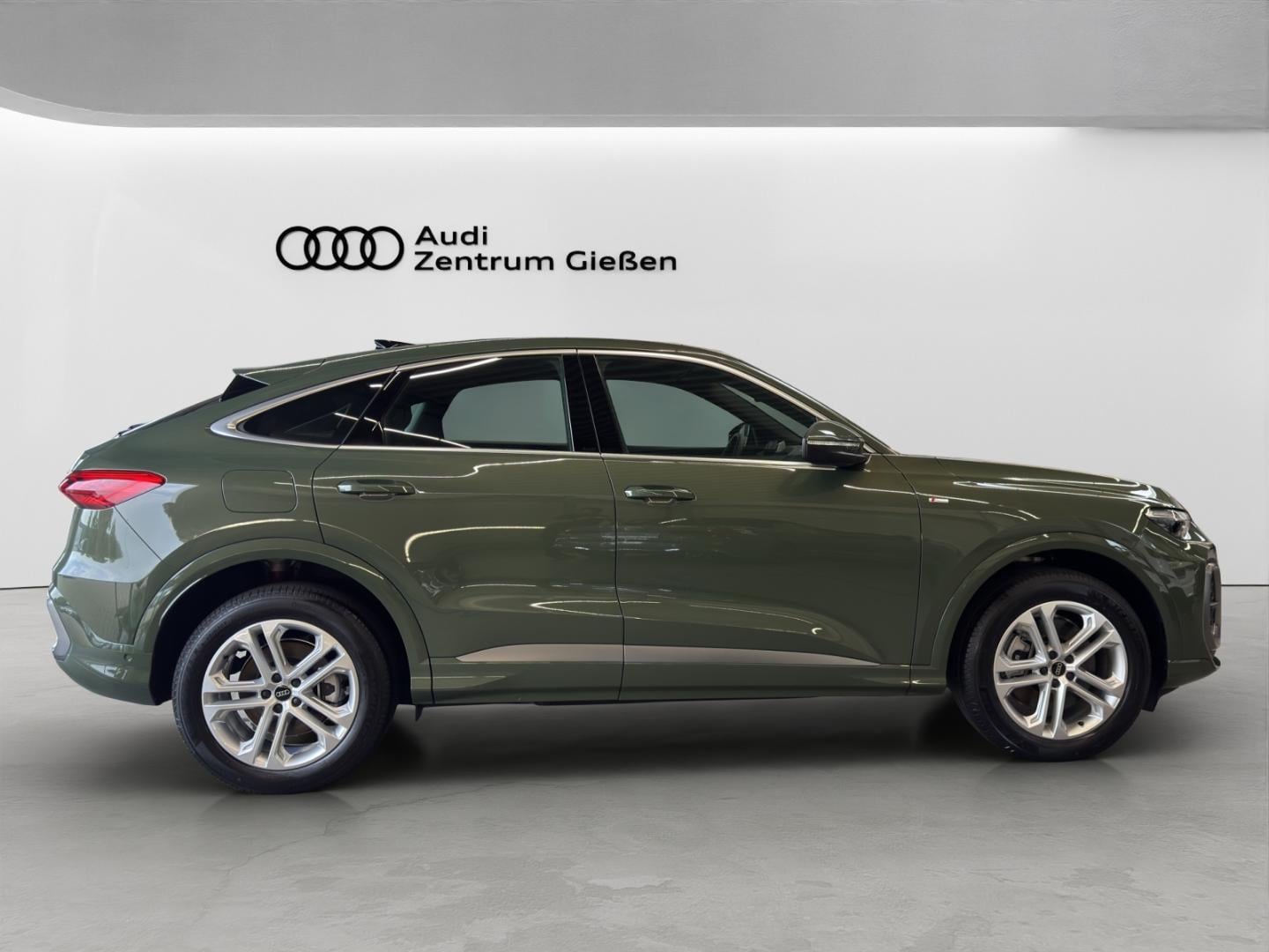 Bild über Audi Q5 Sportback TDI quattro 150 kW S tronic - für weitere Informationen kontaktieren Sie den Audi Partner