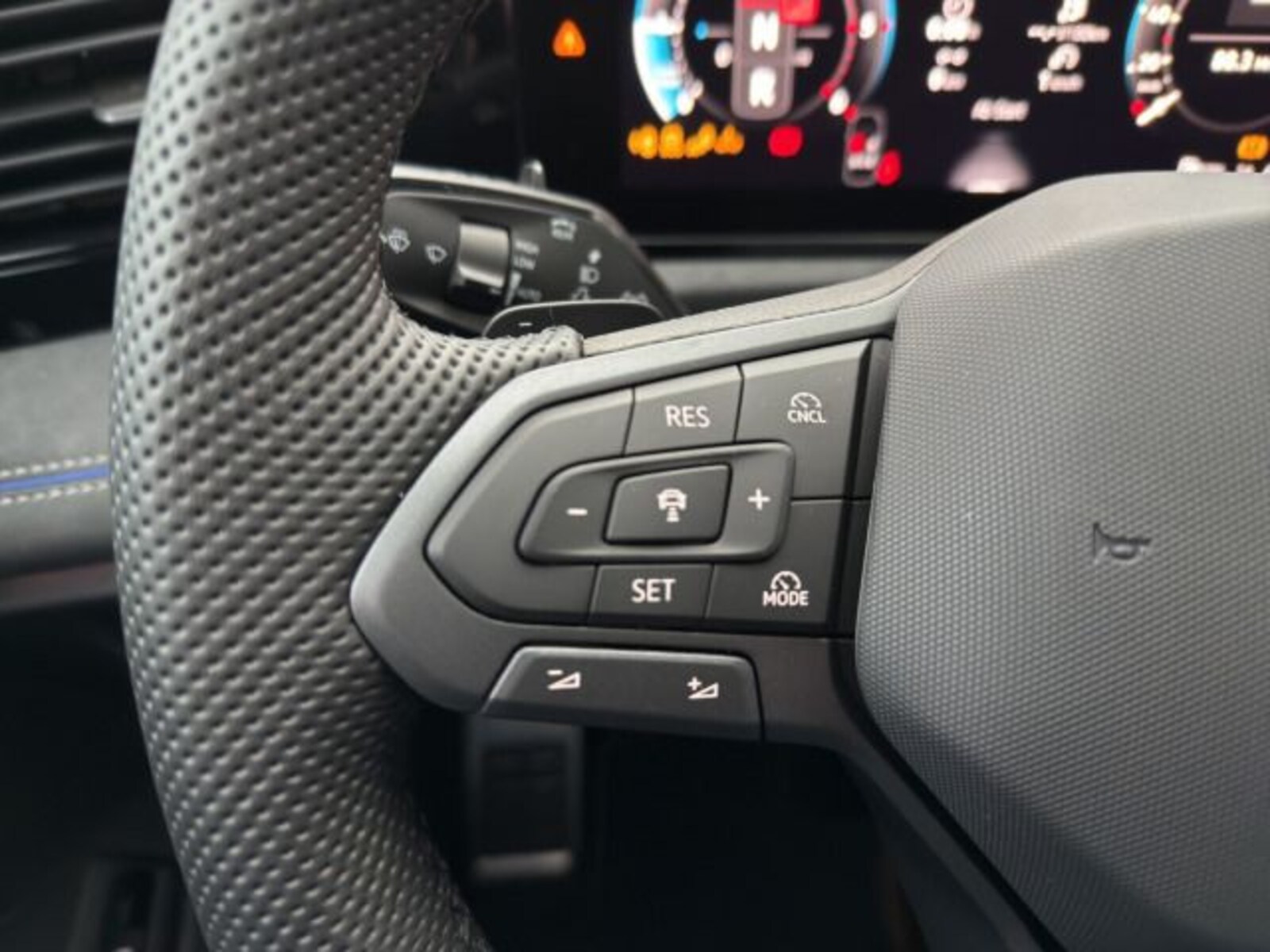 Volkswagen Tiguan – Bild 18