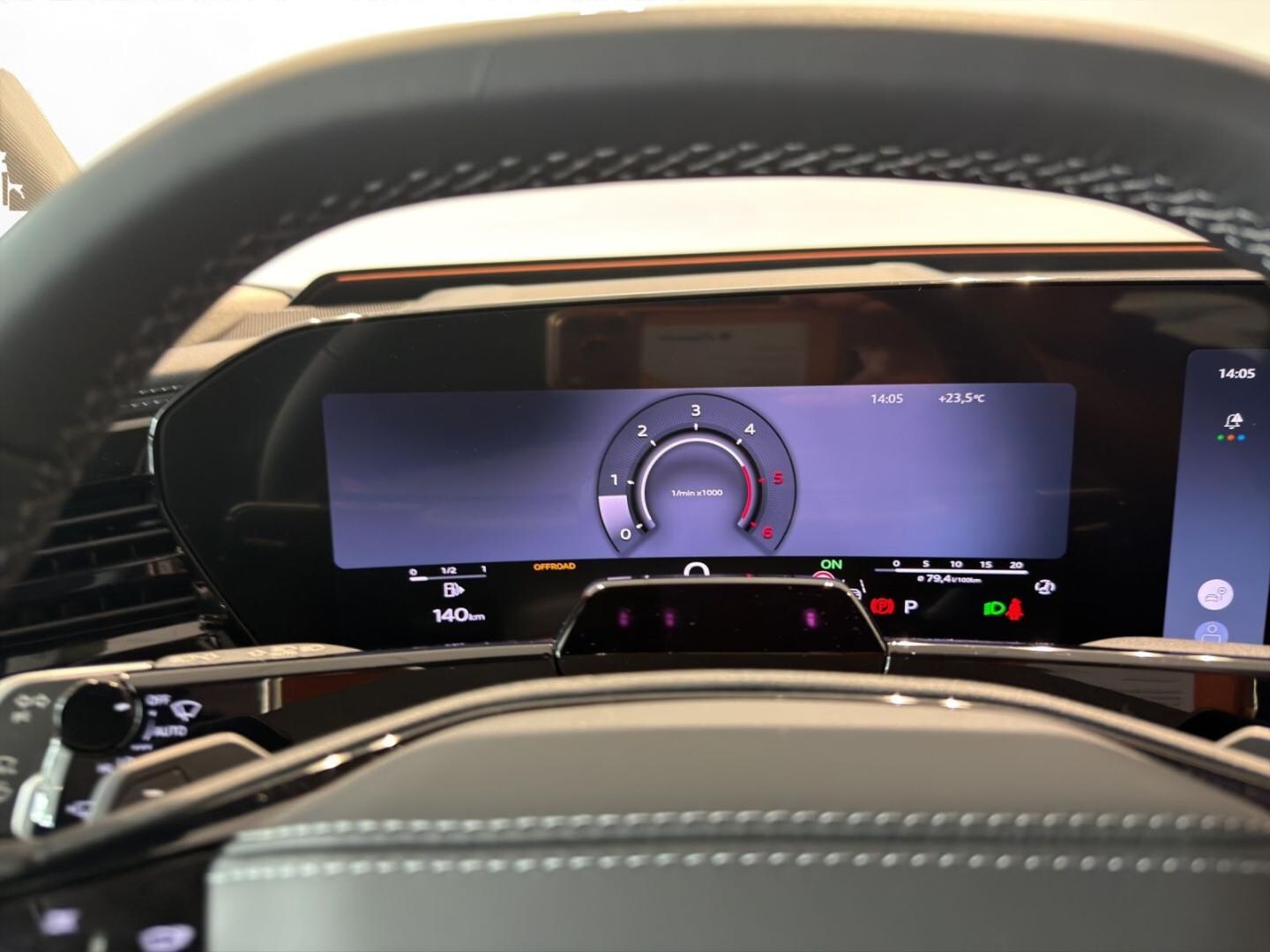 Bild über Audi Q7 SUV TDI quattro 220 kW tiptronic - für weitere Informationen kontaktieren Sie den Audi Partner