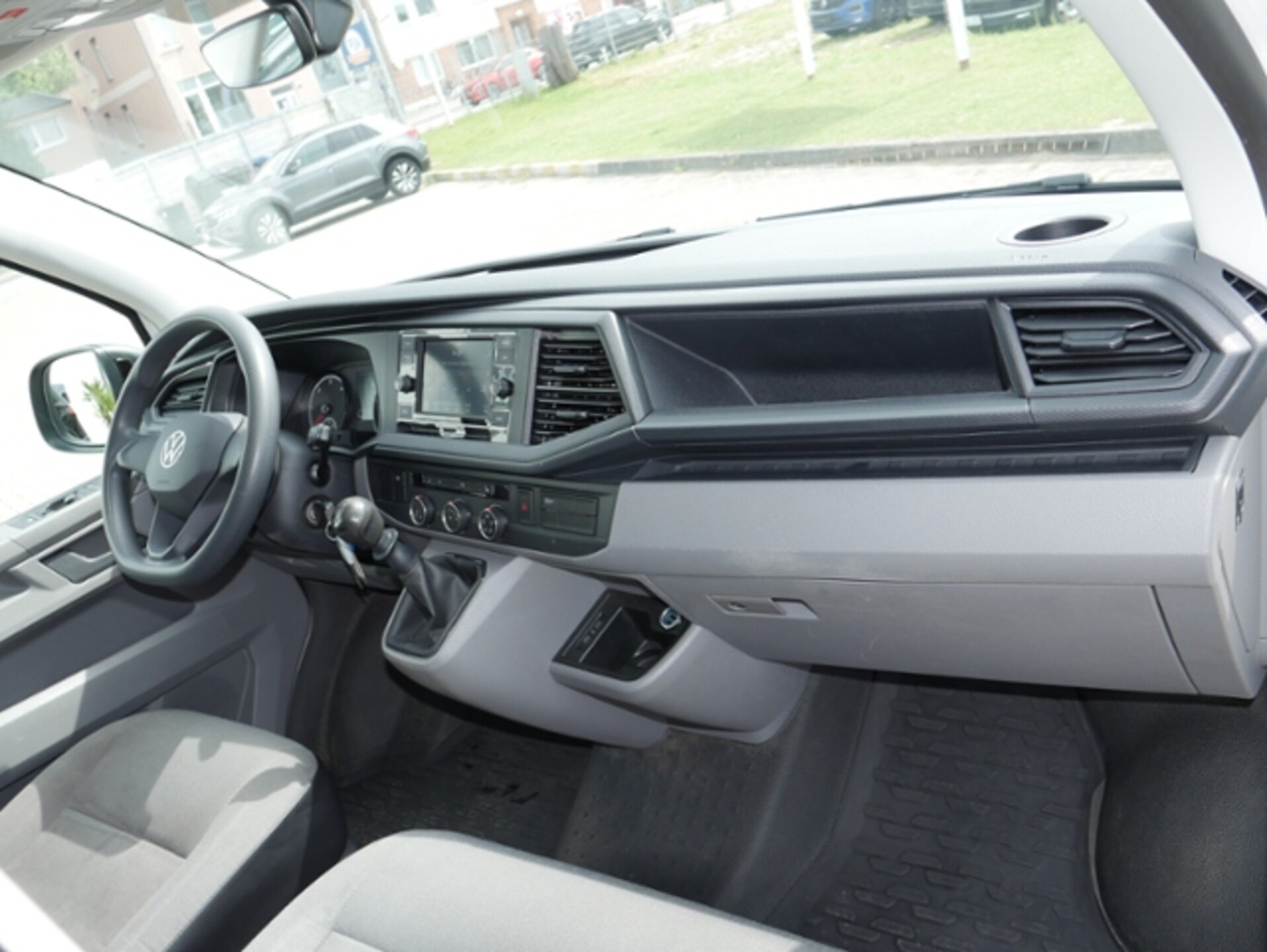 Volkswagen T6.1 Transporter Kasten kurzer Radstand