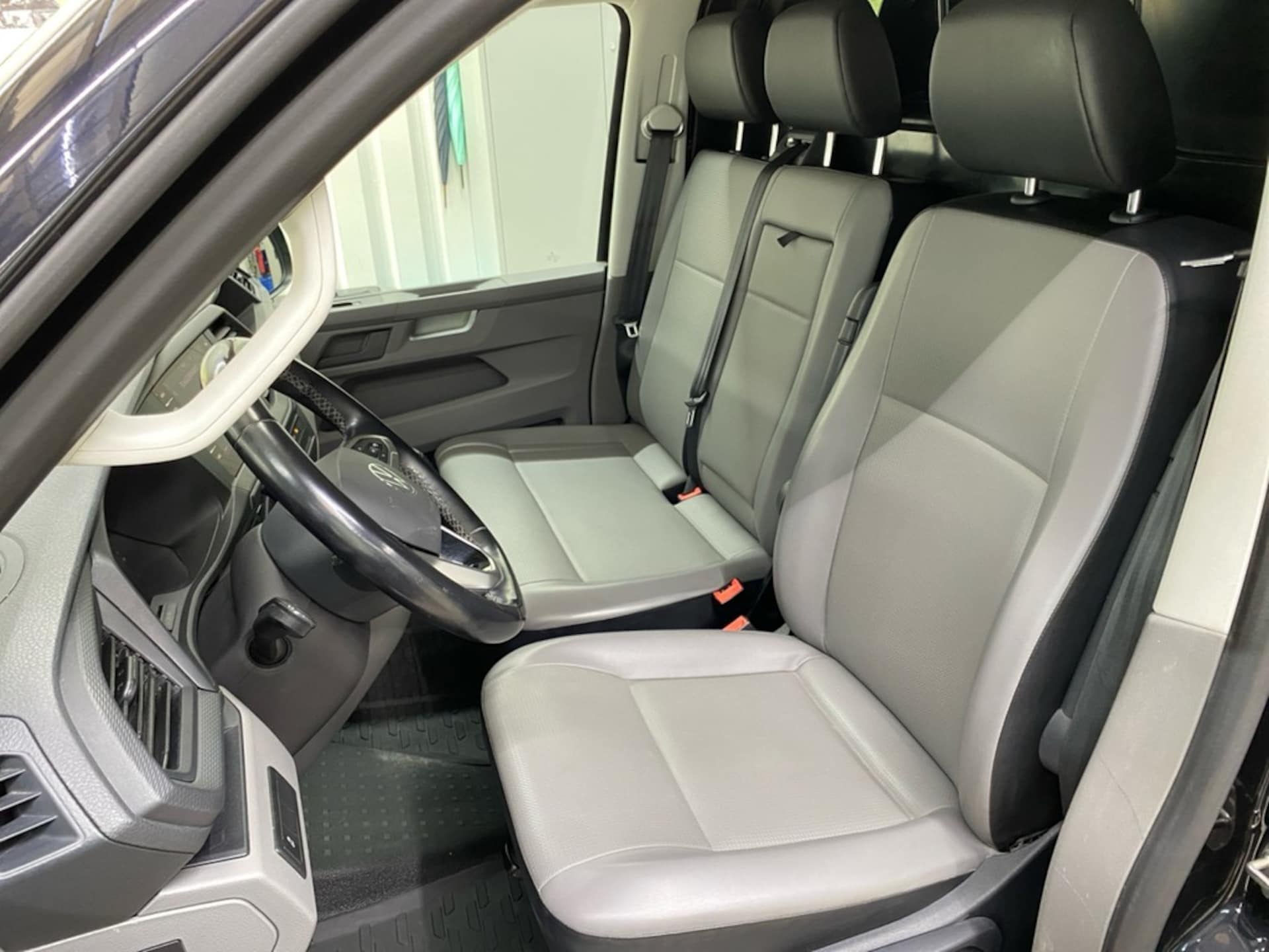 Volkswagen T6.1 Transporter Kasten kurzer Radstand