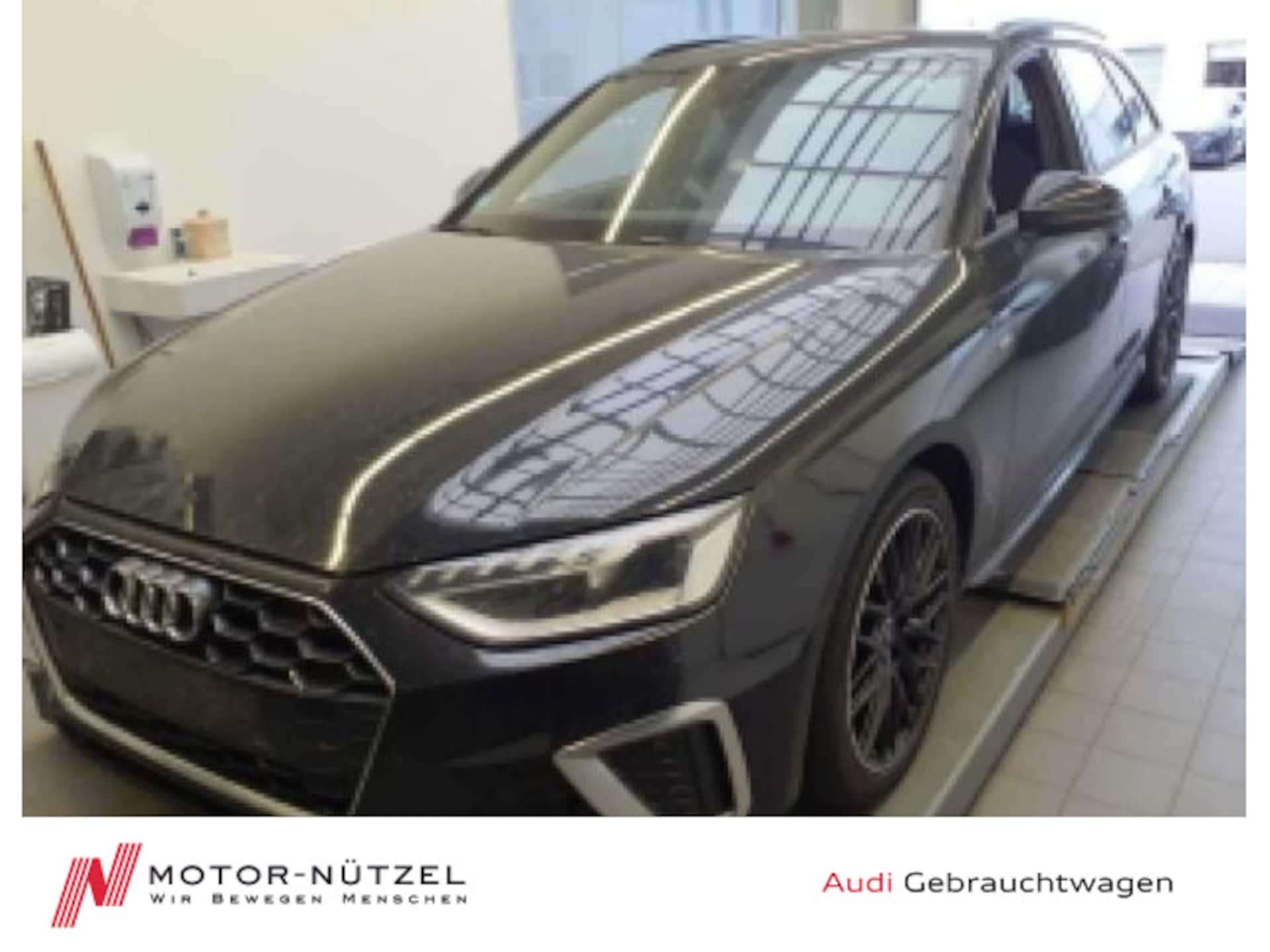 Audi A4 Avant S line