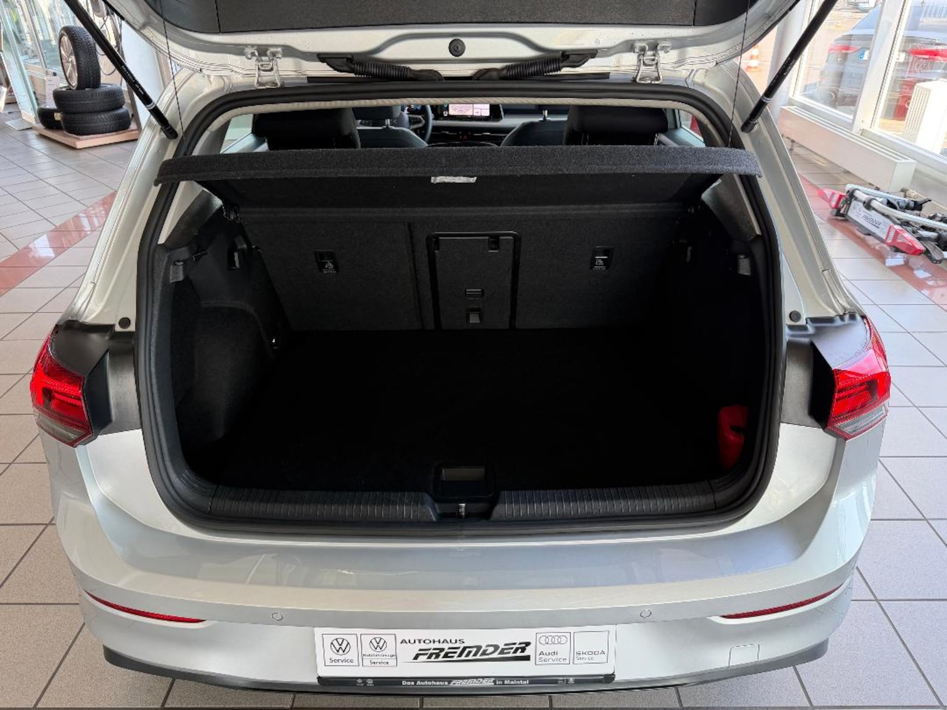 Volkswagen Golf Life