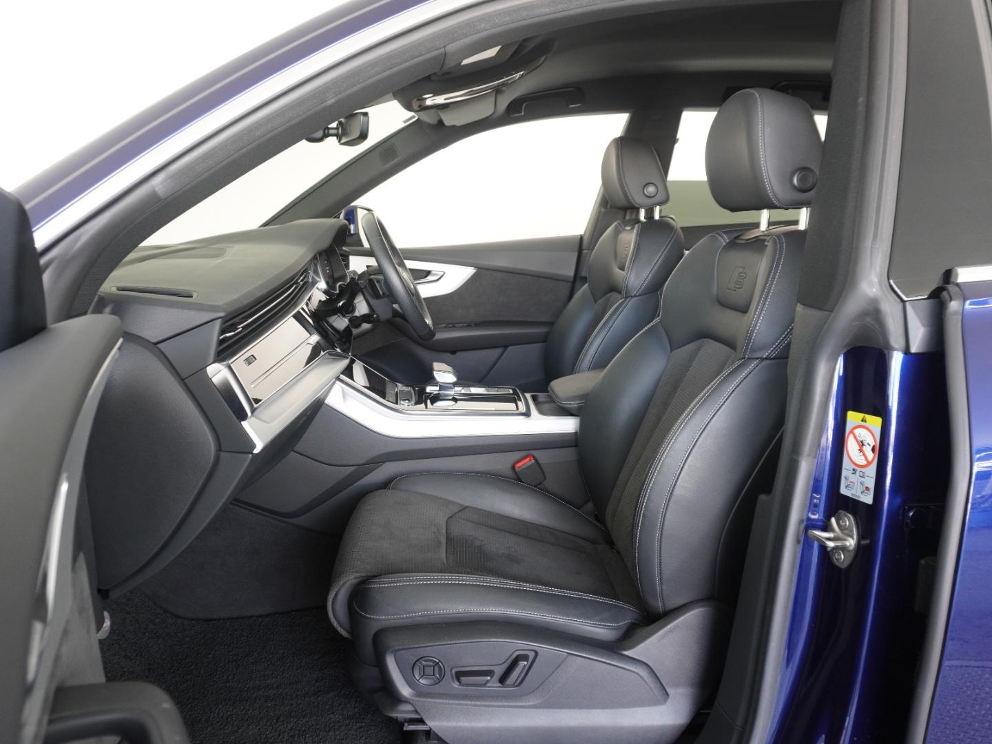 Image about Audi Q8 55 TFSI quattro debut package S line 250(340) kW(PS) tiptronic