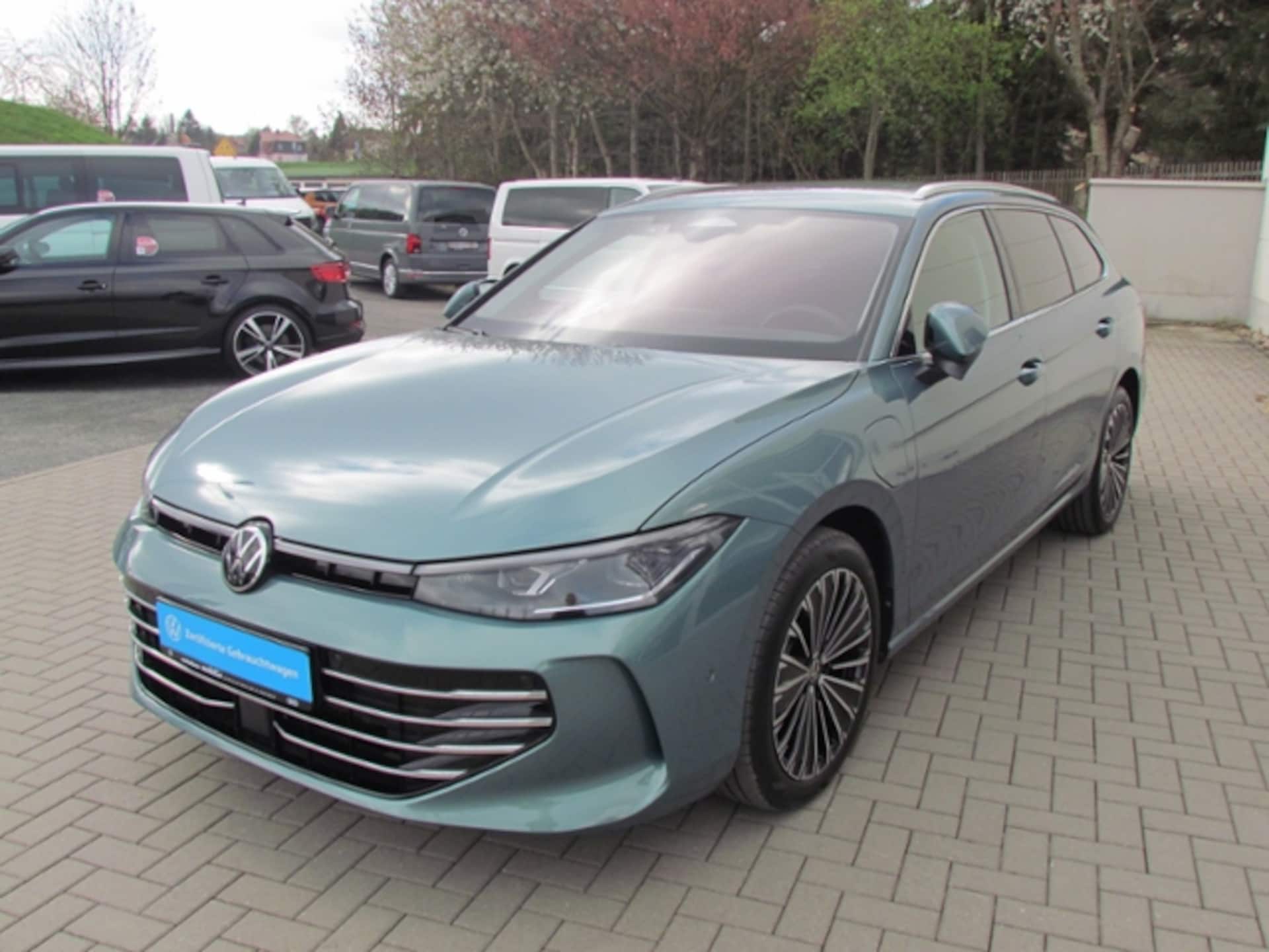 Volkswagen Passat Elegance