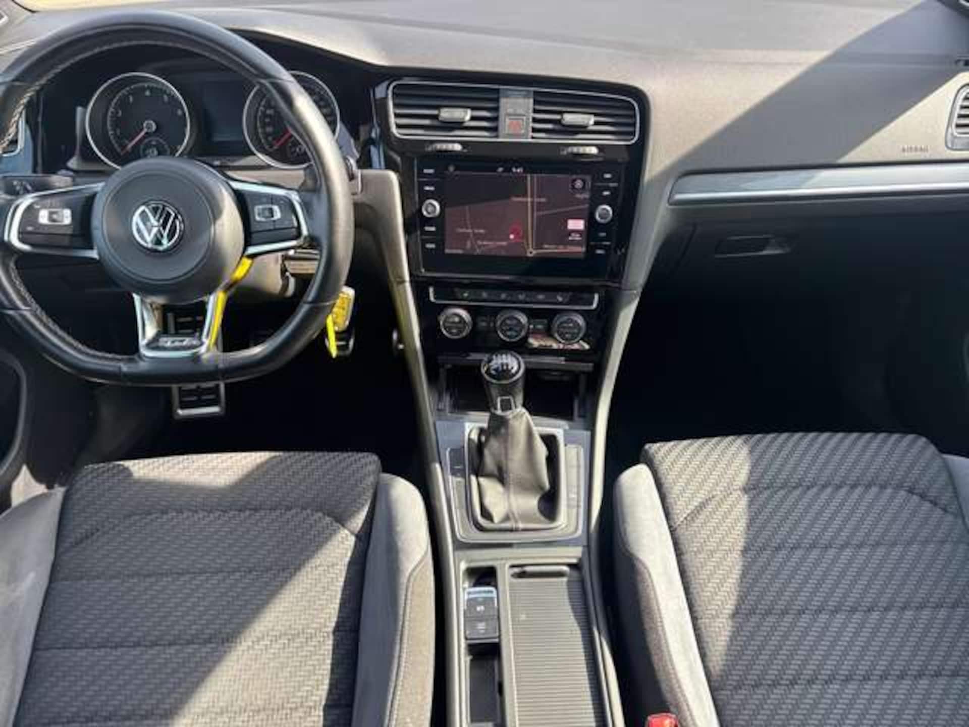 Volkswagen Golf Highline