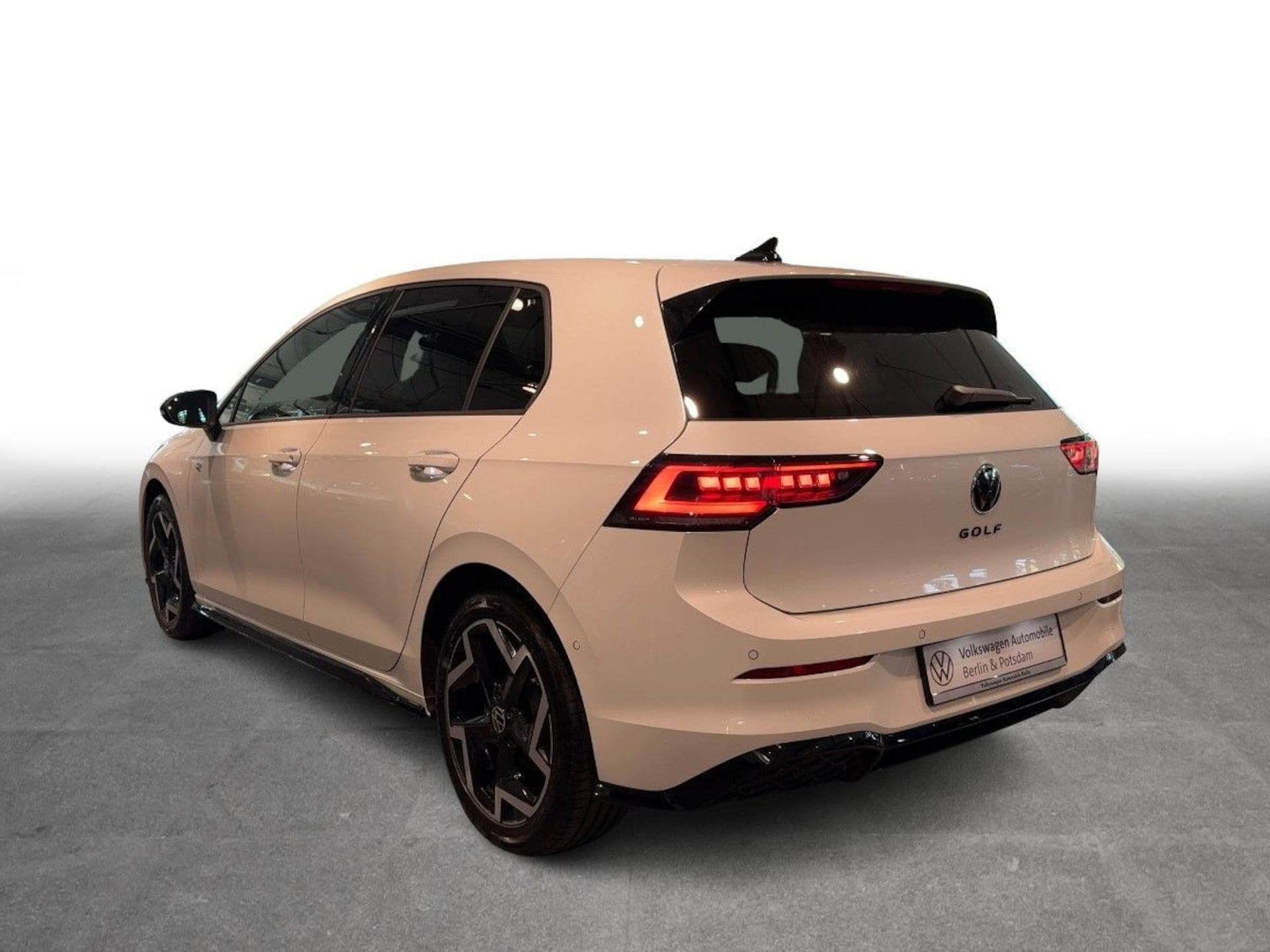 Volkswagen Golf R-Line