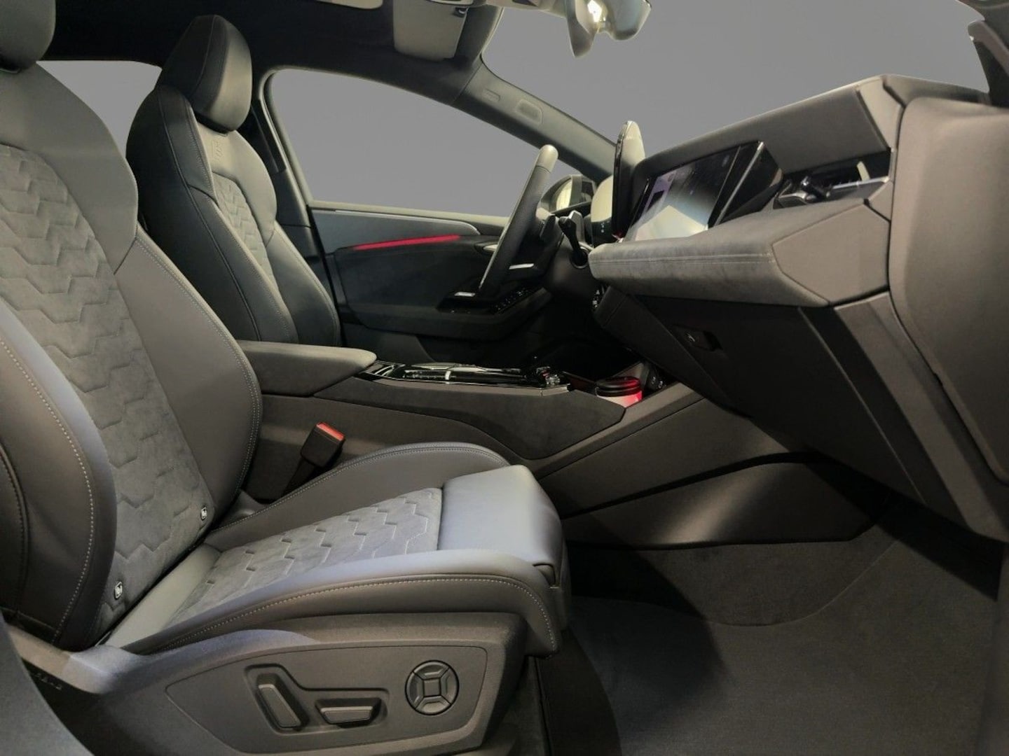Bild über Audi A6 Avant e-tron e-tron 210 kW - für weitere Informationen kontaktieren Sie den Audi Partner