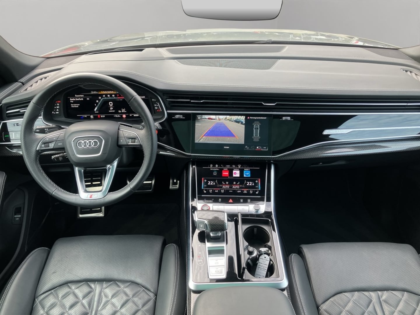 Bild über Audi SQ8 TFSI quattro tiptronic - für weitere Informationen kontaktieren Sie den Audi Partner