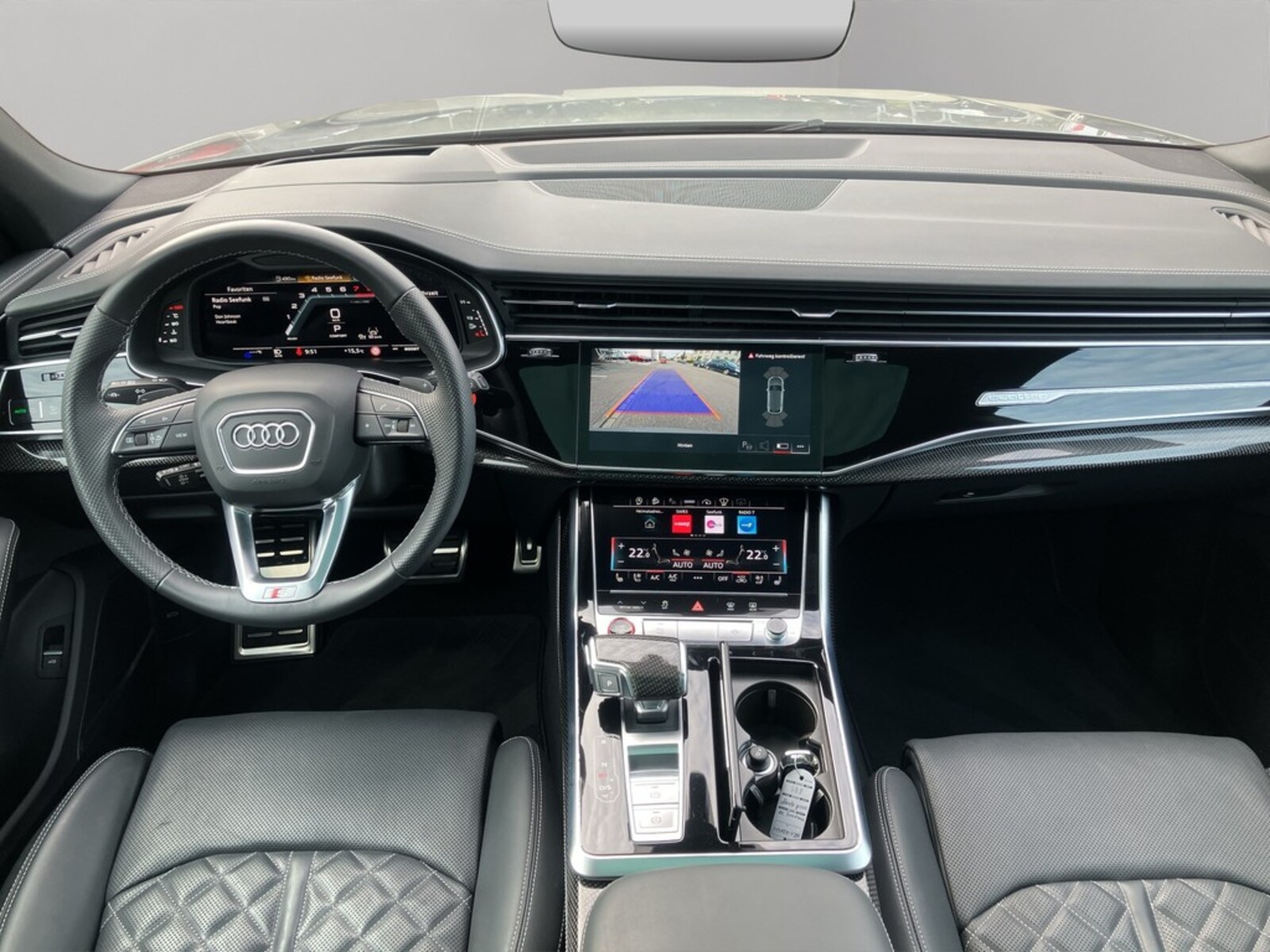 Audi SQ8 – Bild 12