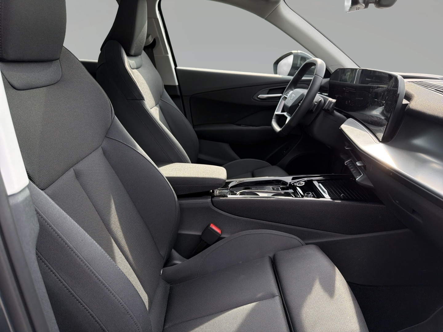 Bild über Audi Q3 SUV TFSI 110 kW S tronic - für weitere Informationen kontaktieren Sie den Audi Partner