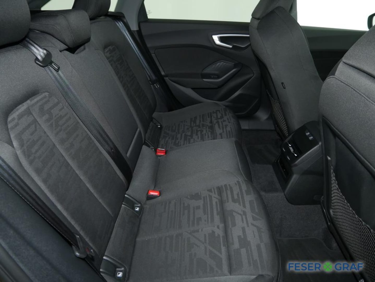 Bild über Audi A5 Avant TDI 150 kW S tronic - für weitere Informationen kontaktieren Sie den Audi Partner