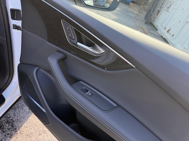 2026 Audi Q8 Premium Plus - Photo 31