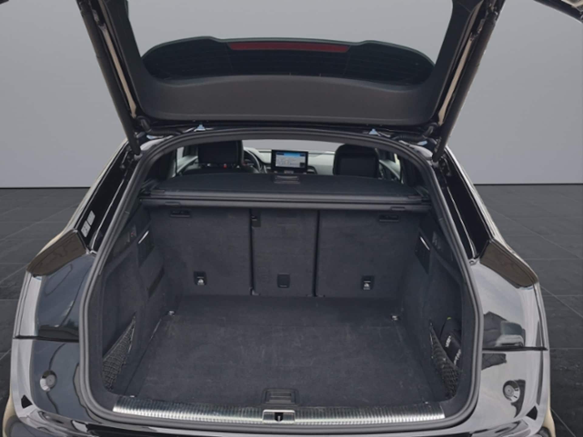Audi Q5 Sportback S line