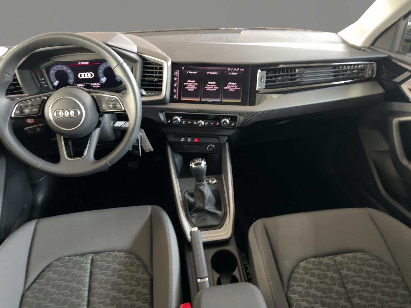Bild über Audi A1 Sportback advanced 30 TFSI Schaltgetriebe - für weitere Informationen kontaktieren Sie den Audi Partner