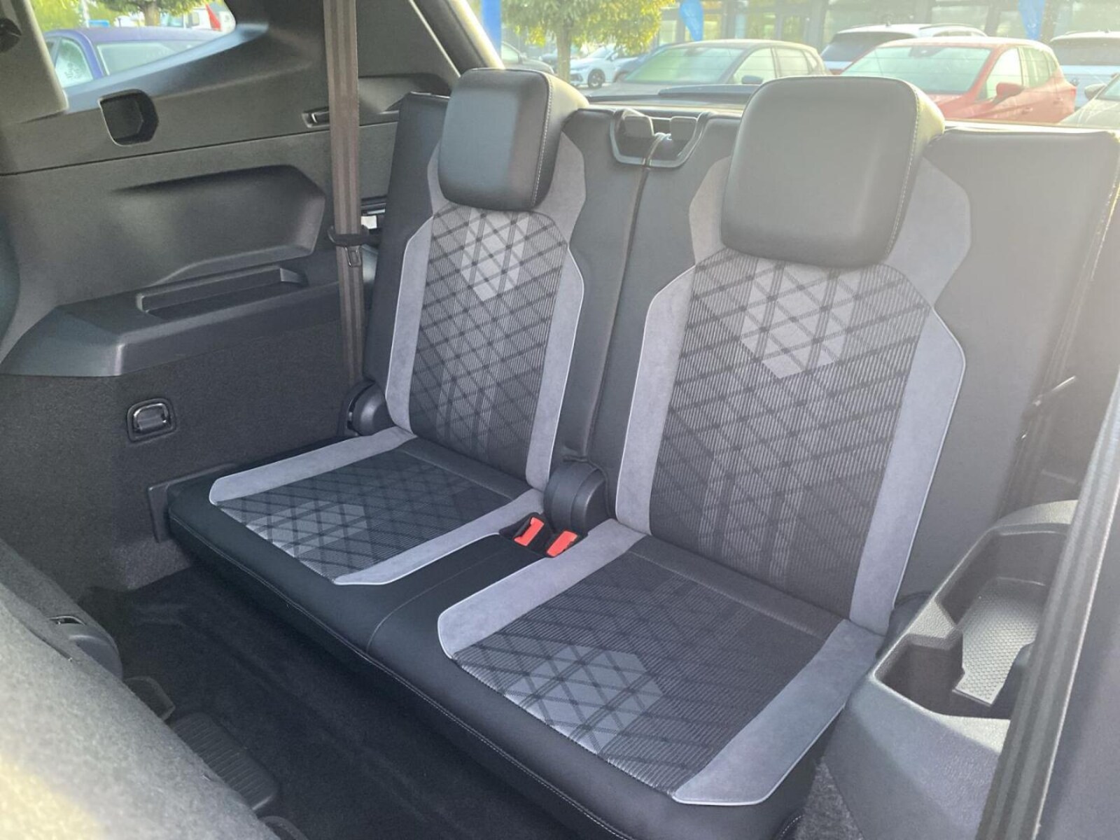 Volkswagen Tiguan Allspace – Bild 12