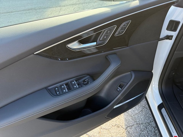 2026 Audi Q8 Premium Plus - Photo 32