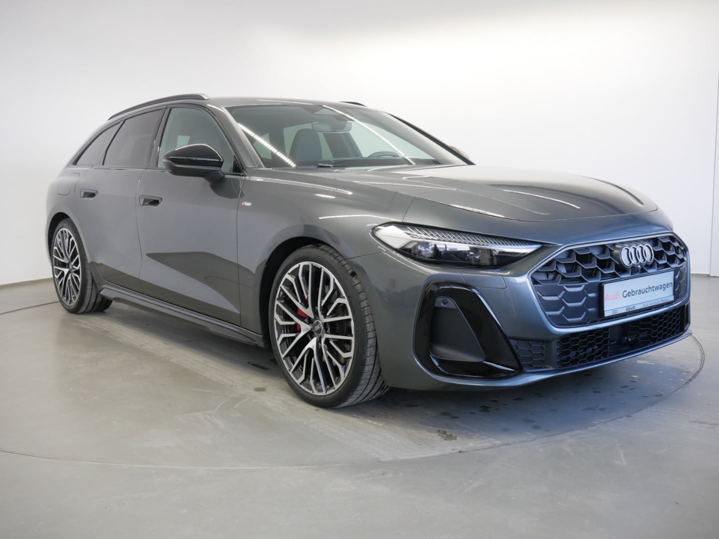 Bild über Audi A5 Avant TDI quattro 150 kW S tronic - für weitere Informationen kontaktieren Sie den Audi Partner