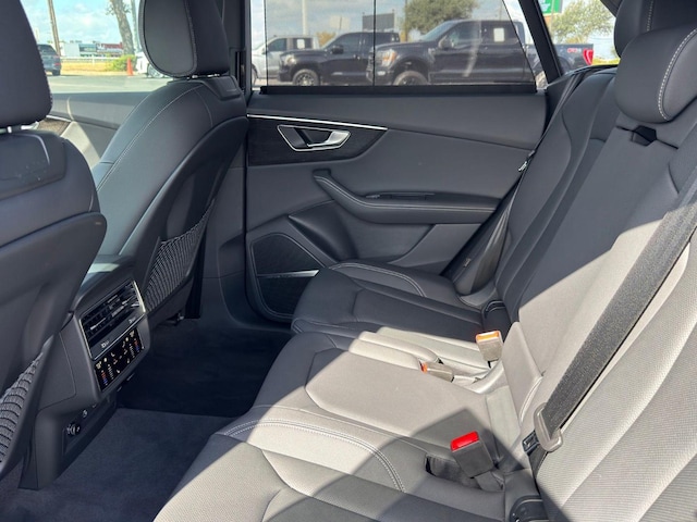 2026 Audi Q8 Premium Plus - Photo 30