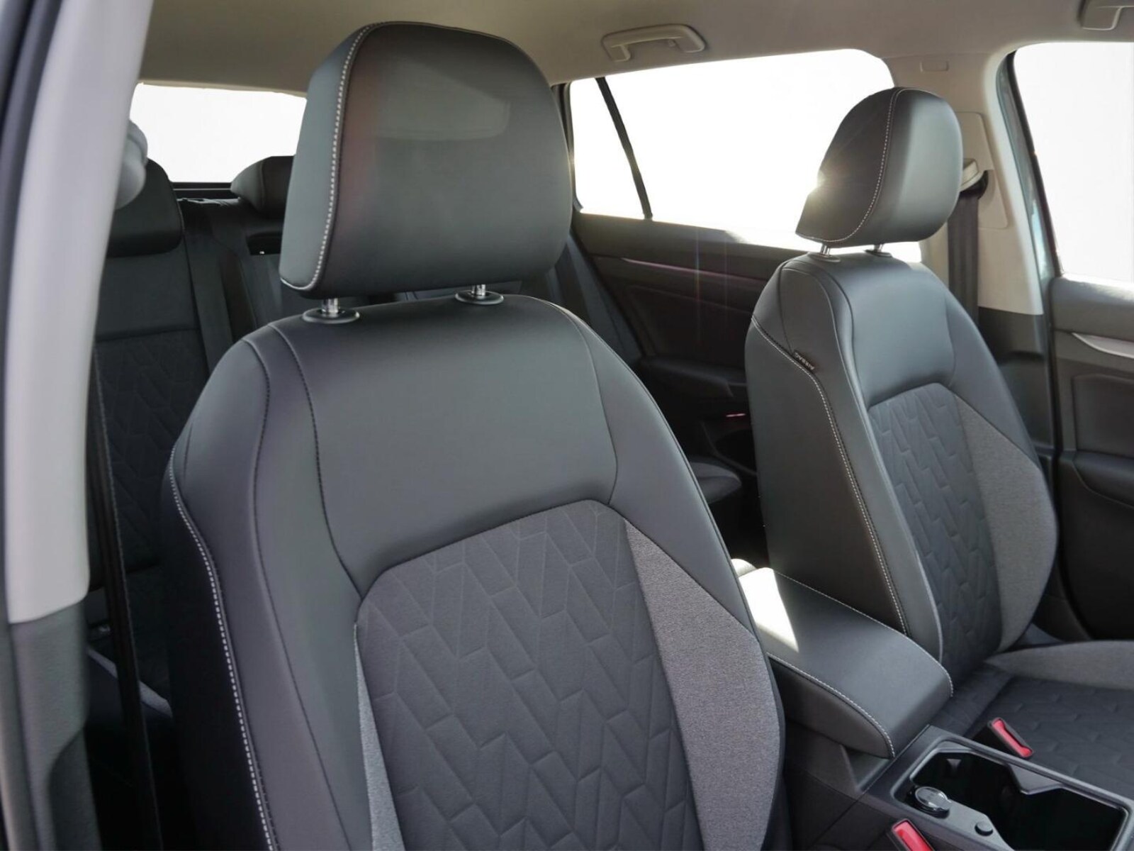 Volkswagen Golf Variant – Bild 10