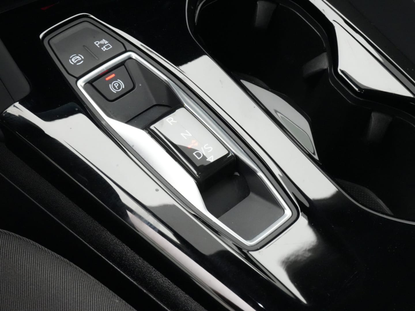 Bild über Audi Q5 SUV TFSI 150 kW S tronic - für weitere Informationen kontaktieren Sie den Audi Partner