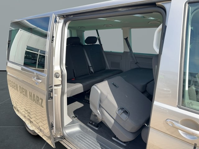 Volkswagen T6.1 Caravelle larger