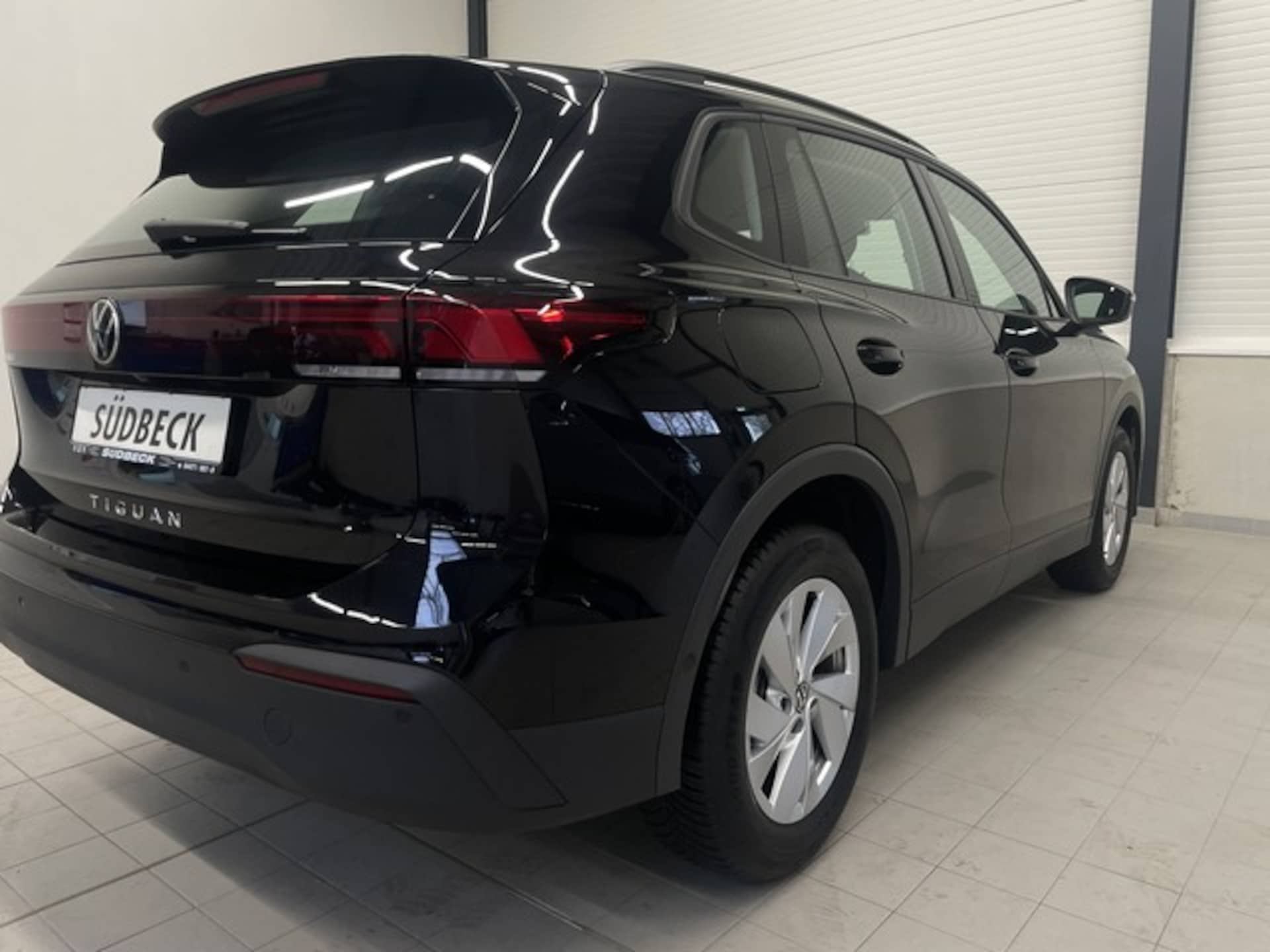 Volkswagen Tiguan Basis-Modell