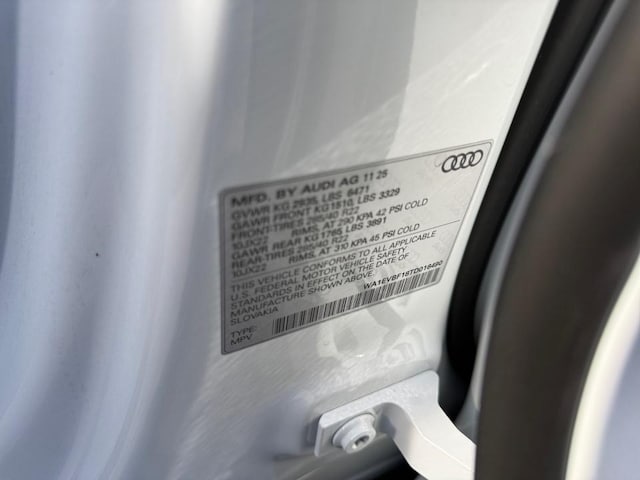 2026 Audi Q8 Premium Plus - Photo 35