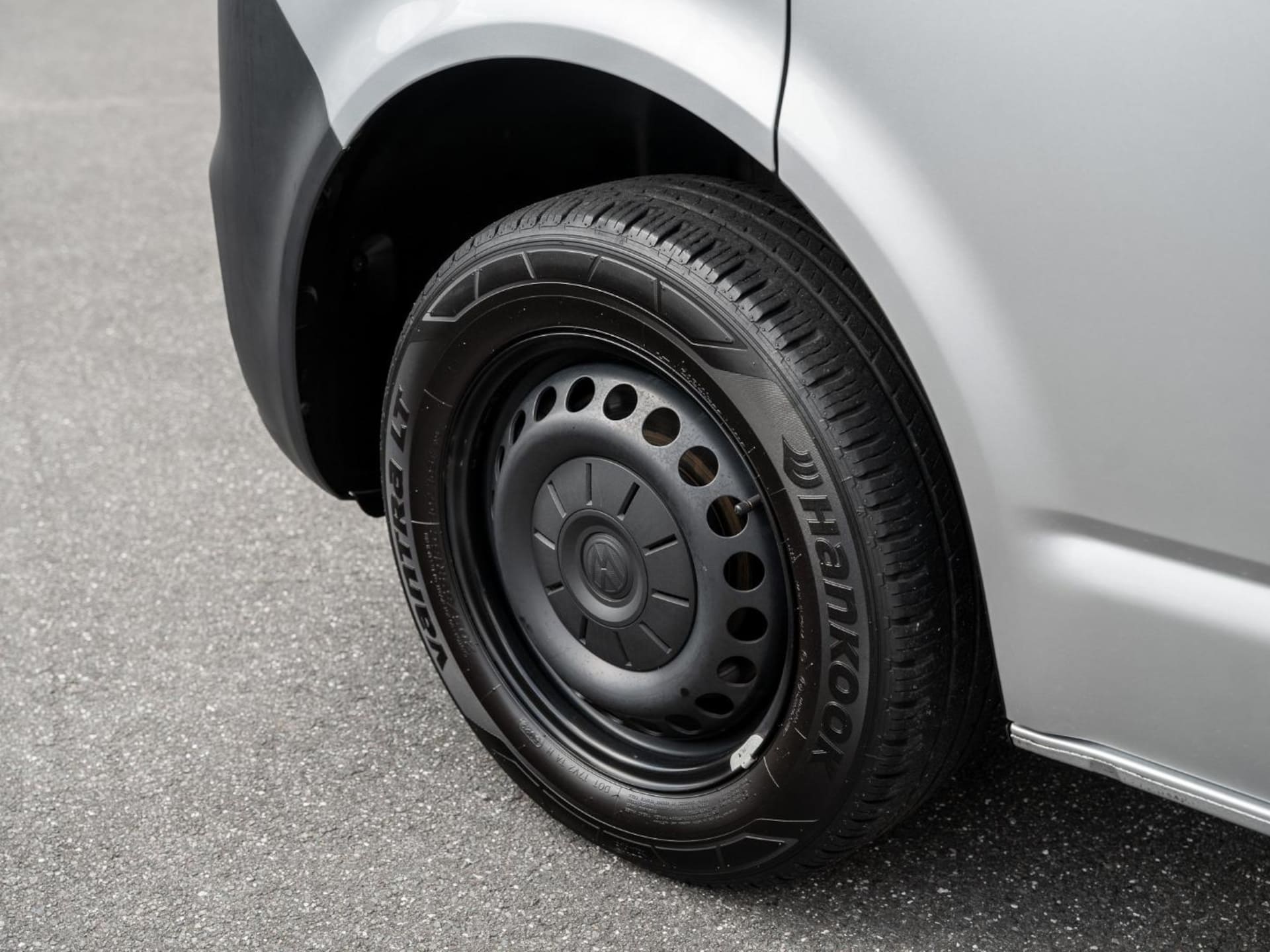 Volkswagen T6.1 Transporter Kasten langer Radstand