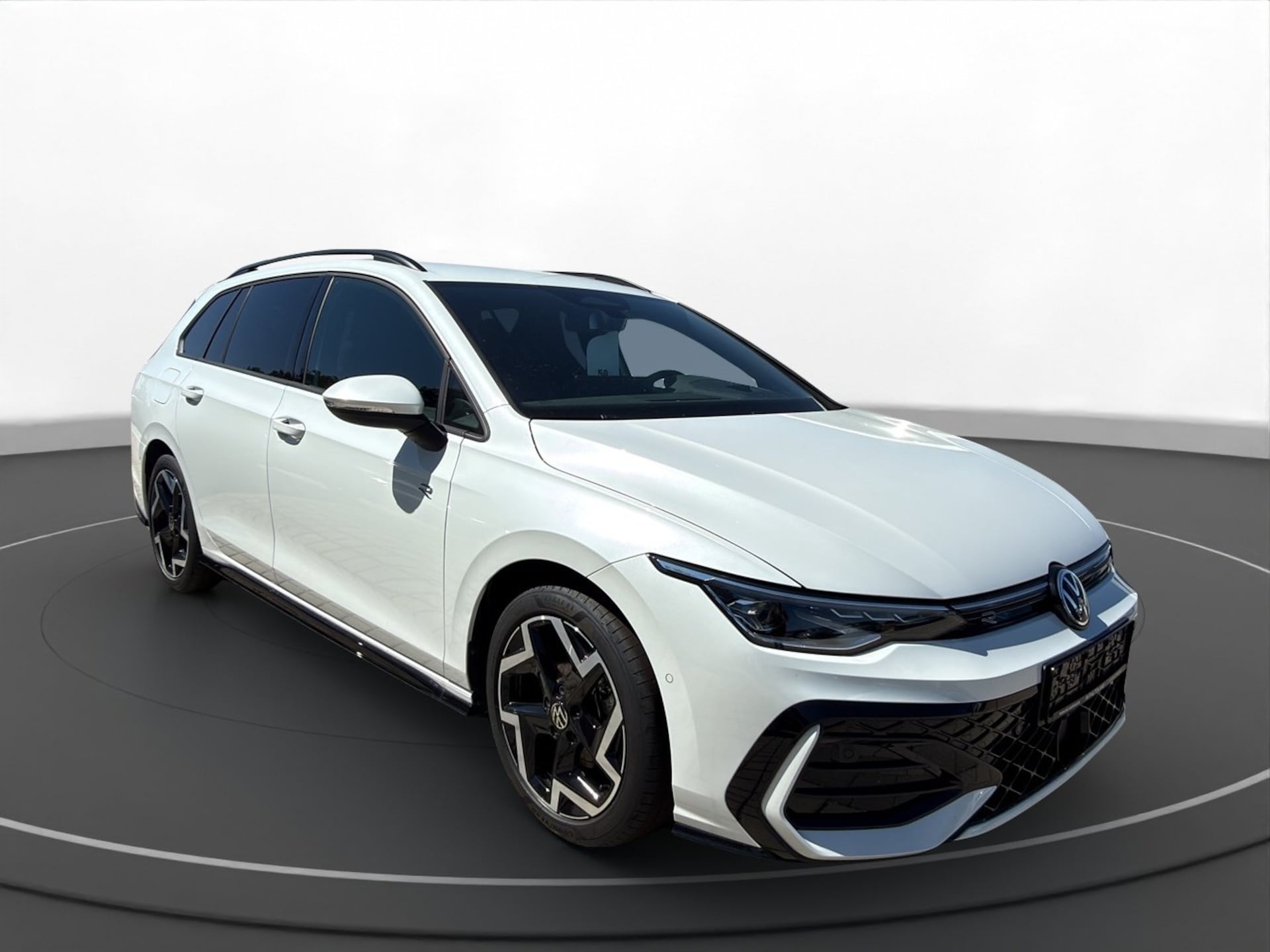 Volkswagen Golf Variant R-Line