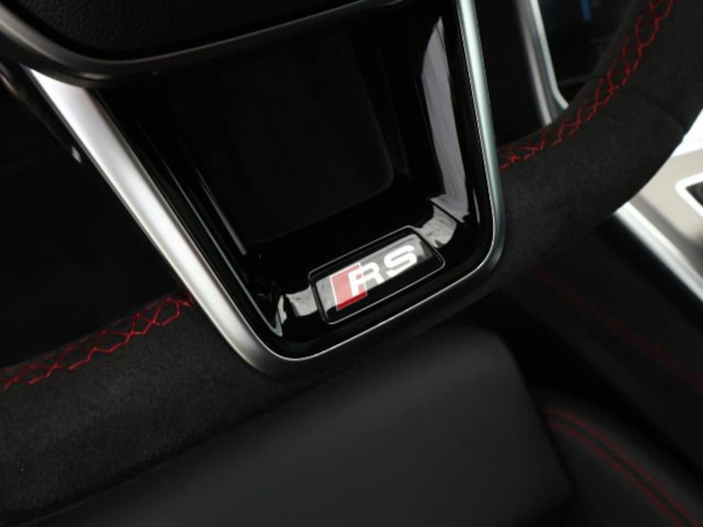 Bild über Audi RS 7 Sportback TFSI quattro tiptronic - für weitere Informationen kontaktieren Sie den Audi Partner