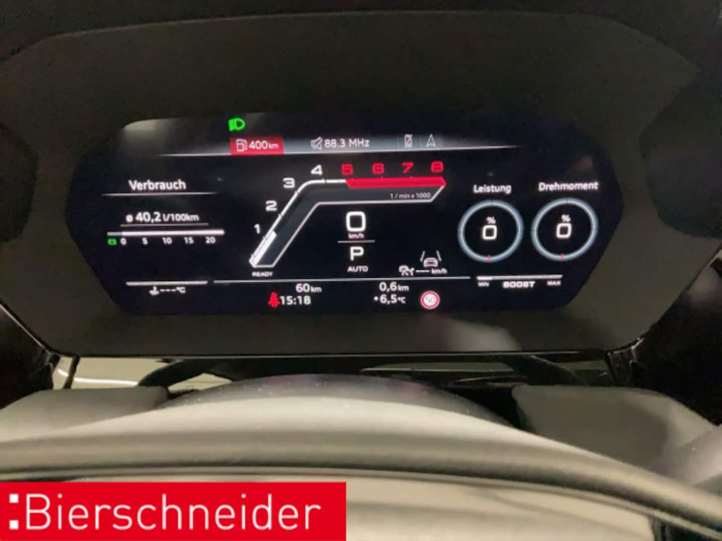 Bild über Audi RS 3 Sportback TFSI quattro 294 kW S tronic - für weitere Informationen kontaktieren Sie den Audi Partner