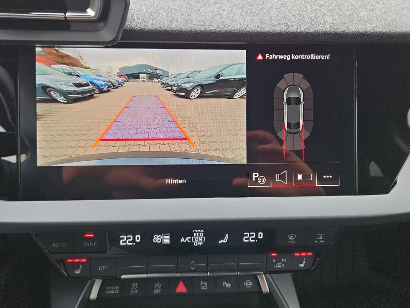 Bild über Audi A3 Limousine advanced 35 TDI S tronic - für weitere Informationen kontaktieren Sie den Audi Partner