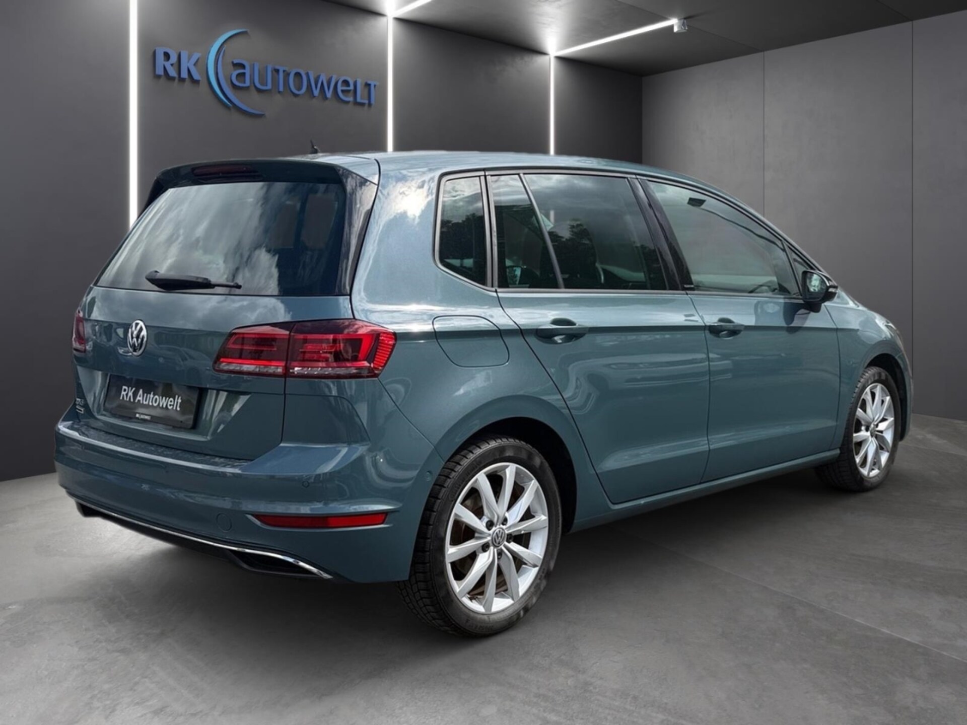 Volkswagen Golf Sportsvan IQ.DRIVE