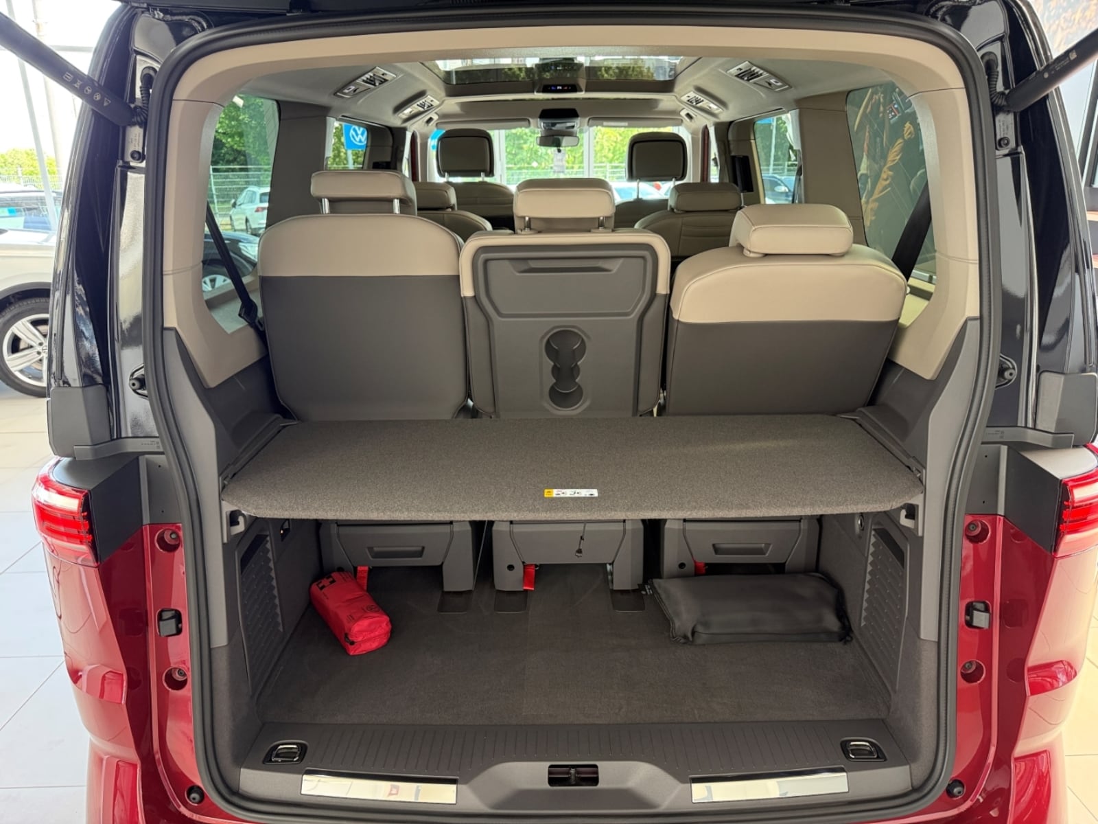 Volkswagen Multivan Langversion – Bild 12